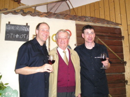 Oti und Oti mit Hermann Voit 2006 beim Kabarett in Binsfeld.